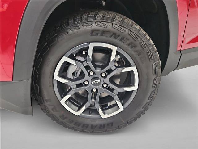 New 2026 Chevrolet Equinox ACTIV w/ Safety and Technology Package FWD image 10