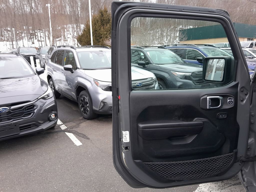 Used 2020 Jeep Wrangler Sport image 10