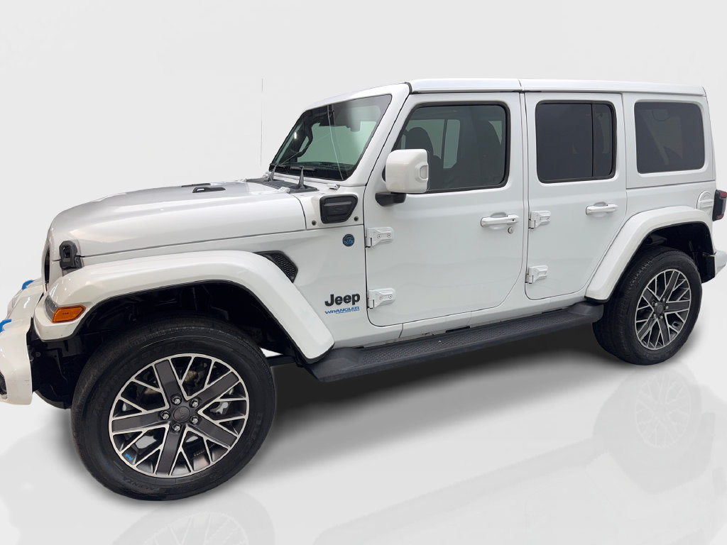 Used 2022 Jeep Wrangler Unlimited Sahara AWD/4WD image 12