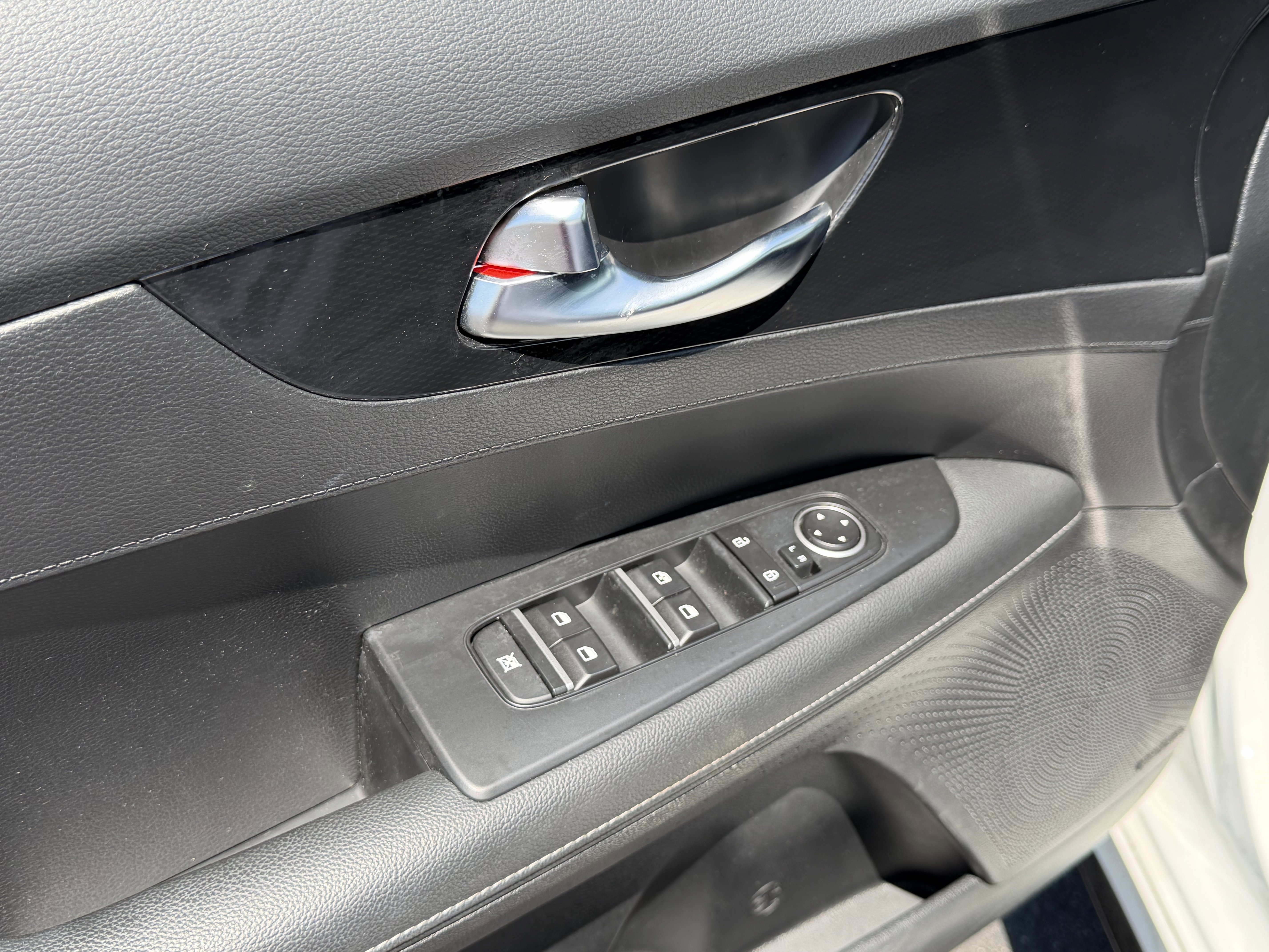 Used 2024 Kia Forte GT-Line w/ GT-Line Premium Package FWD image 22