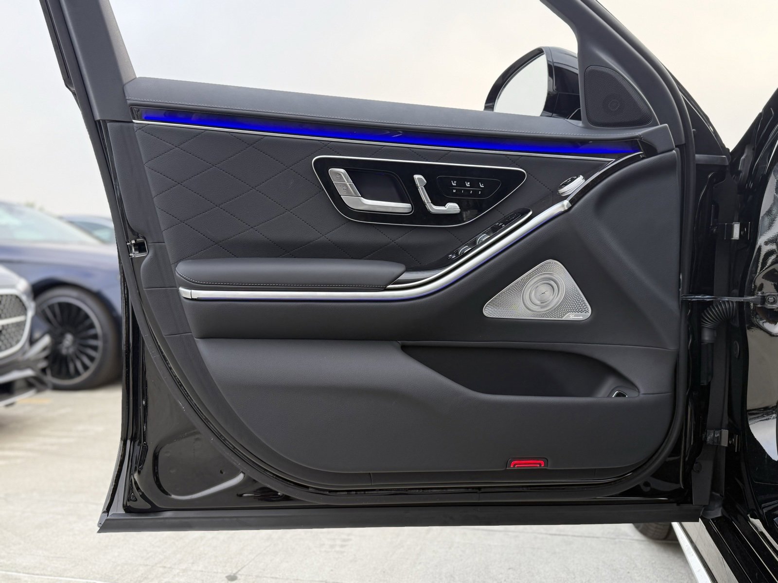 New 2026 Mercedes-Benz S 580 4MATIC Sedan image 14