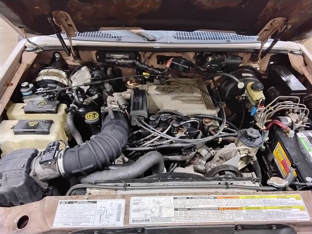 Used 1998 Ford Explorer XLT AWD/4WD image 9