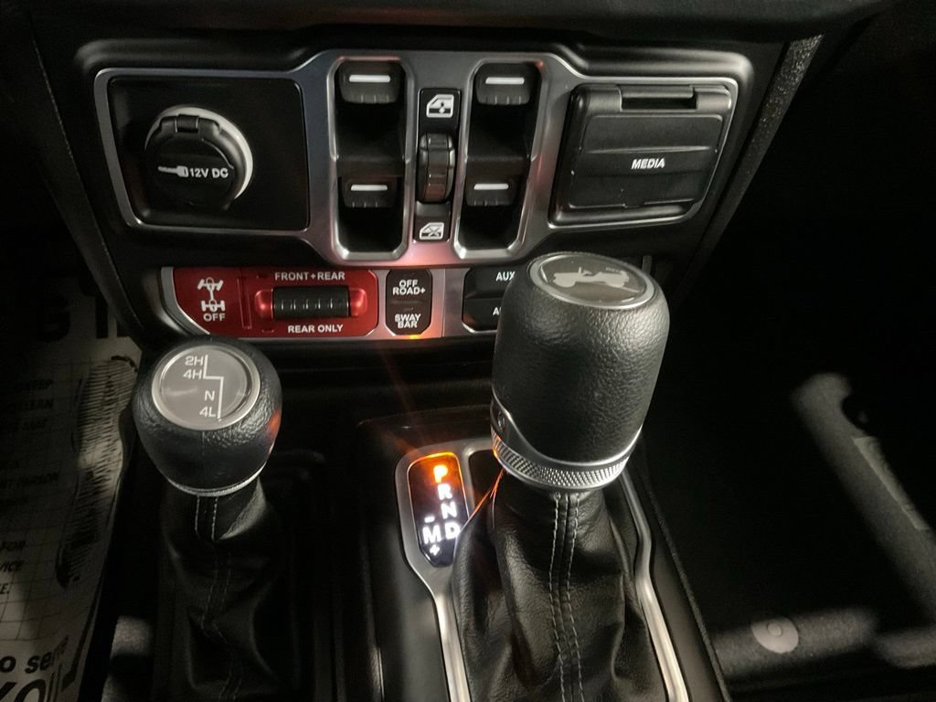 Used 2026 Jeep Wrangler Unlimited Rubicon AWD/4WD image 19