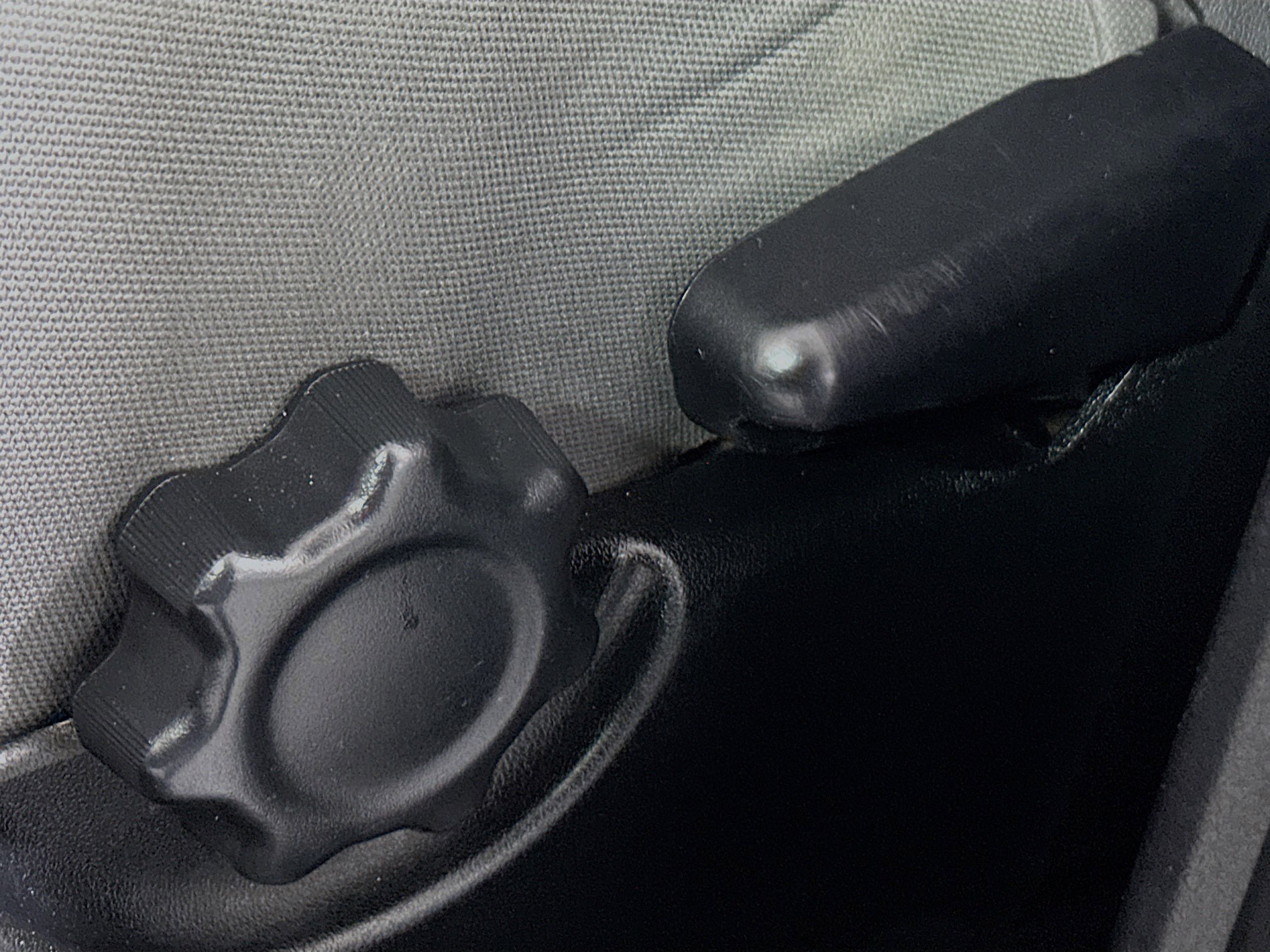 Used 2023 Toyota Tacoma SR5 w/ SR5 Appearance Package image 13