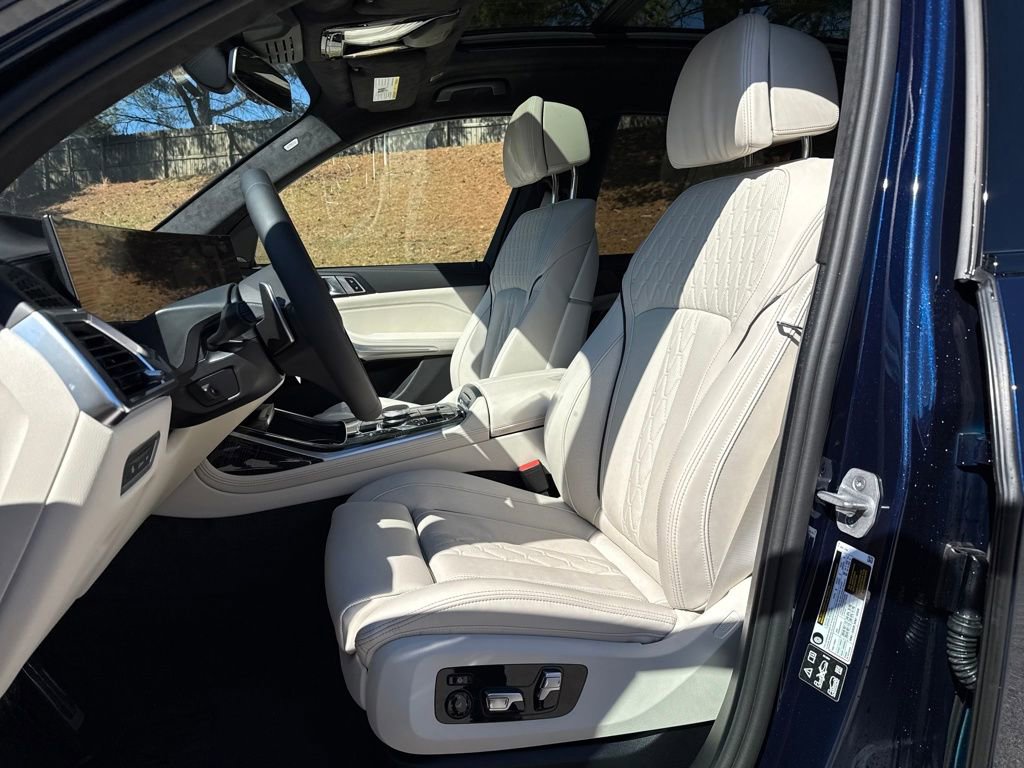 New 2026 BMW X7 xDrive40i w/ M Sport Package image 10