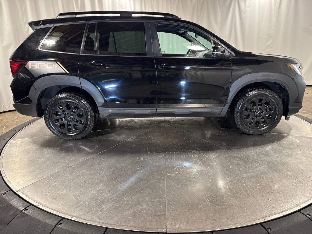 Certified 2023 Honda Passport TrailSport image 9