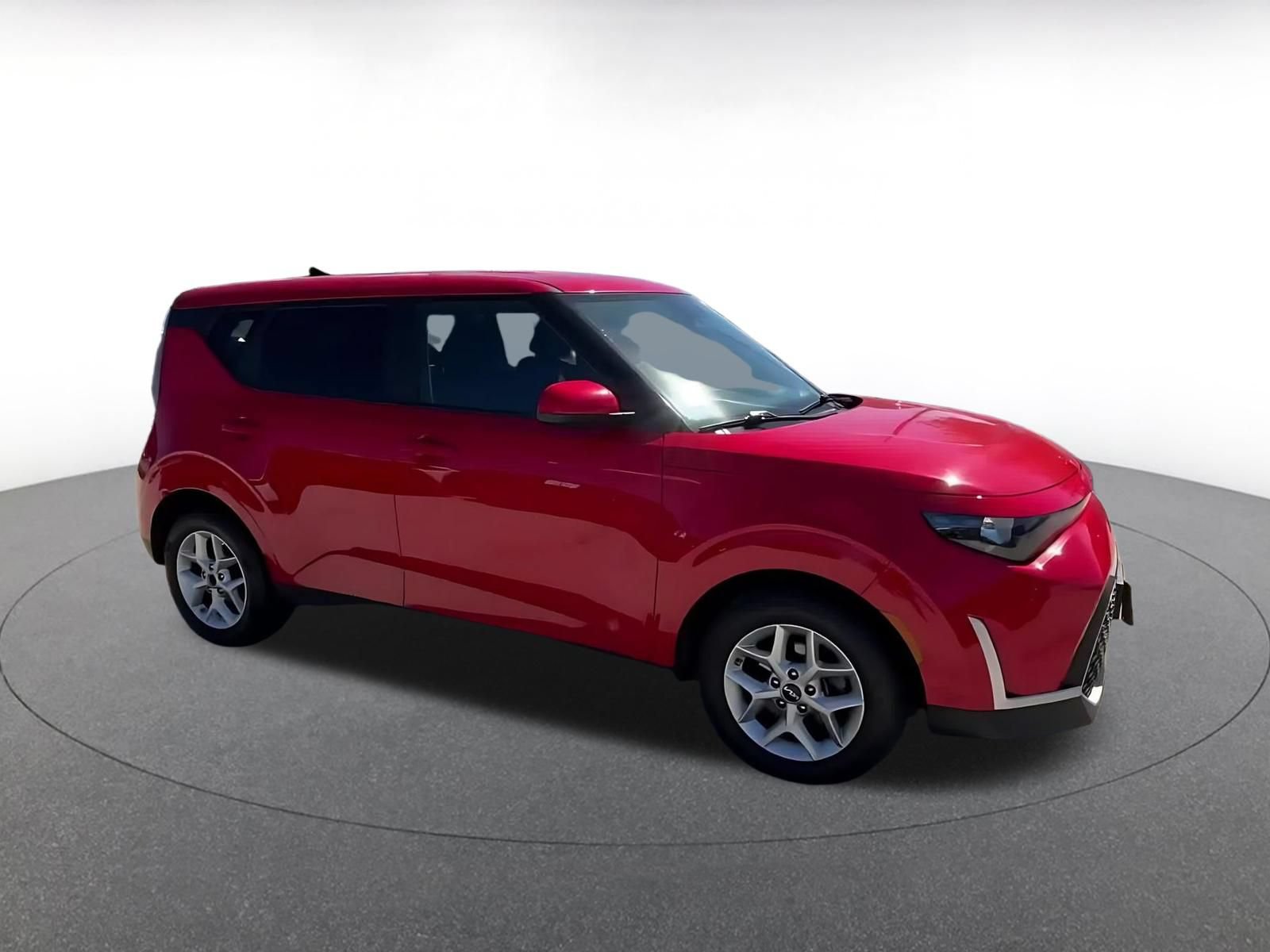 Used 2024 Kia Soul LX w/ Option Group 015 FWD video 2