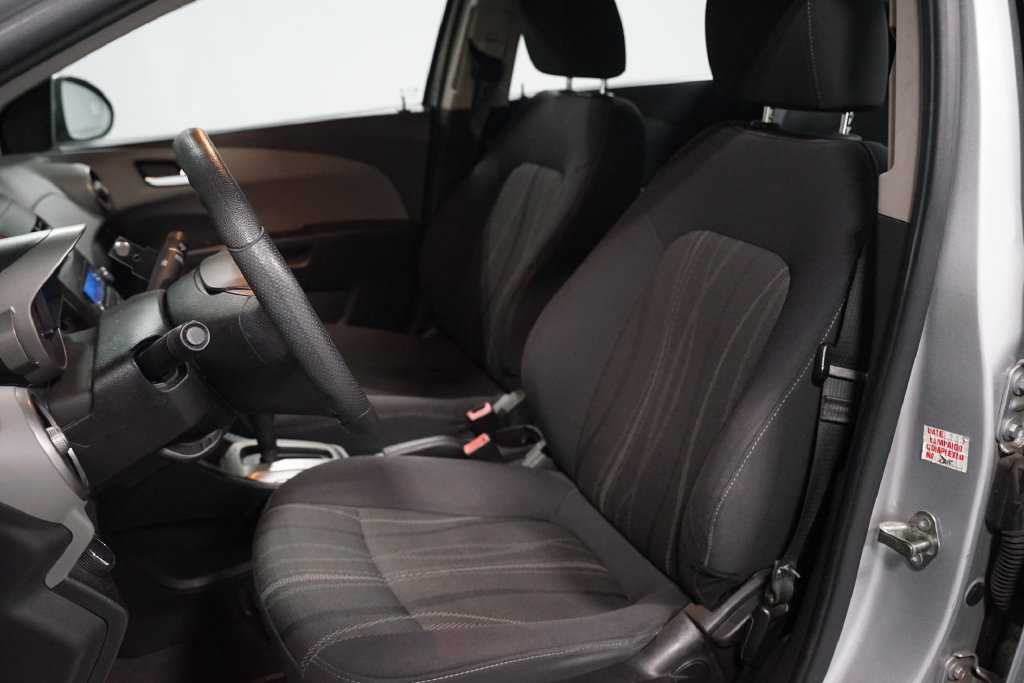 Used 2014 Chevrolet Sonic LT FWD image 6
