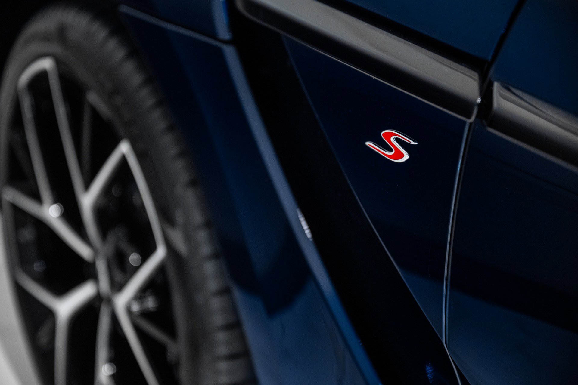 New 2026 Aston Martin DBX S image 53