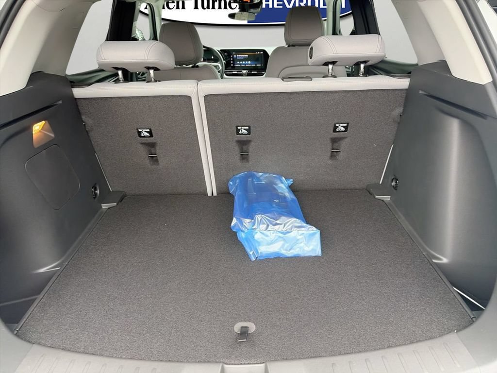 New 2026 Chevrolet TrailBlazer LT w/ LT Cold Weather Package FWD image 7