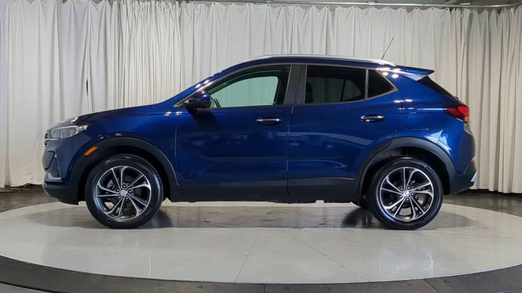 Used 2023 Buick Encore GX Select AWD/4WD image 6