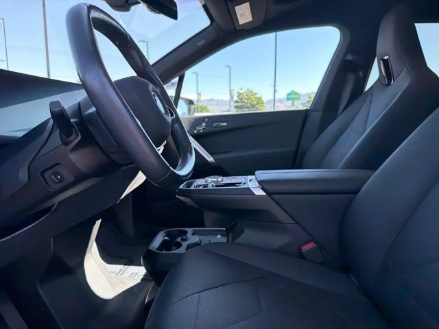 Used 2023 BMW iX xDrive50 w/ Premium Package AWD/4WD image 24