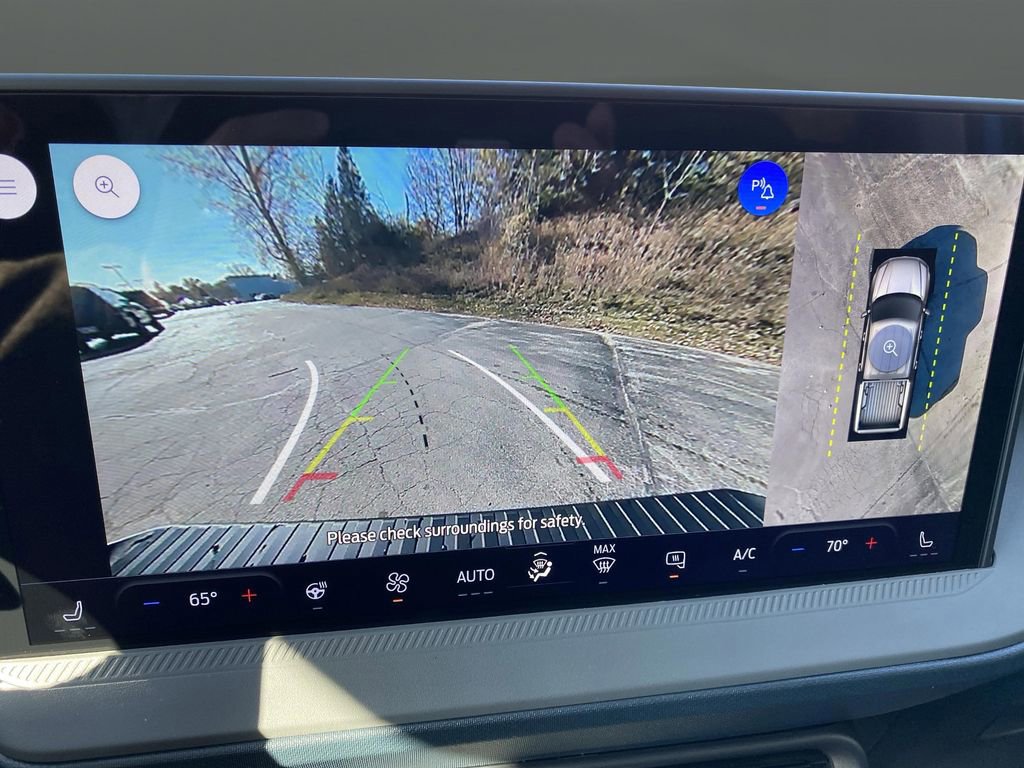 New 2025 Ford Maverick Lariat w/ Black Appearance Package image 11