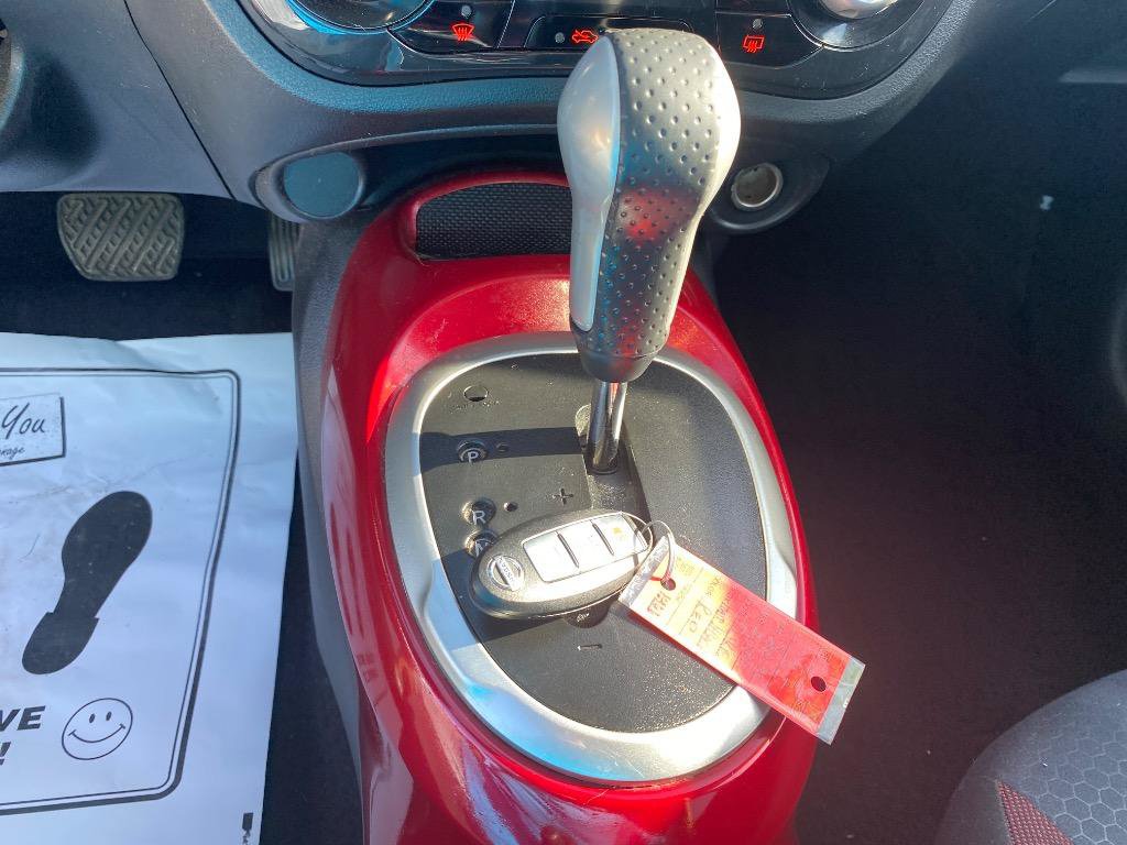 Used 2014 Nissan Juke SV AWD/4WD image 30