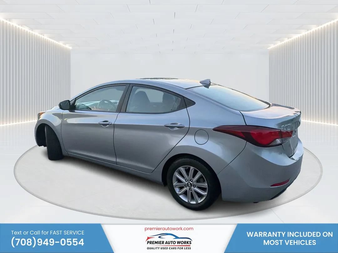 Used 2016 Hyundai Elantra SE w/ Option Group 02 FWD image 7