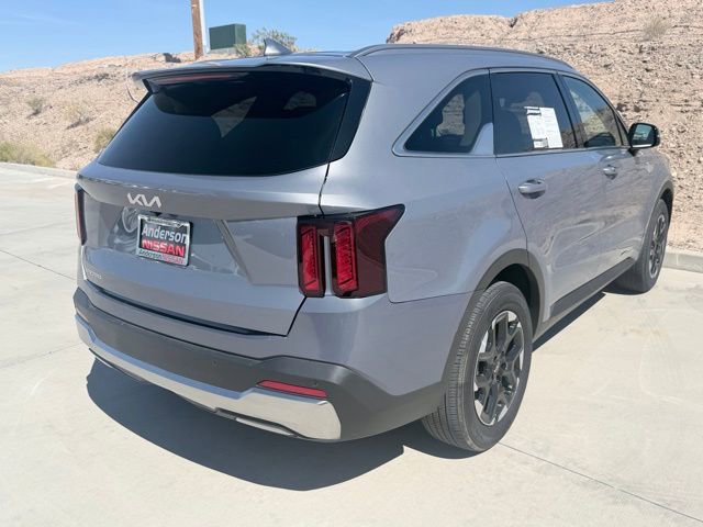 Used 2024 Kia Sorento S image 6