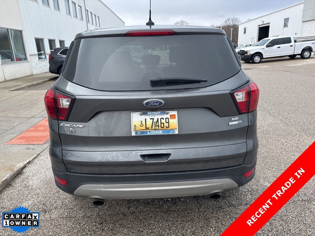 Used 2019 Ford Escape SE image 5
