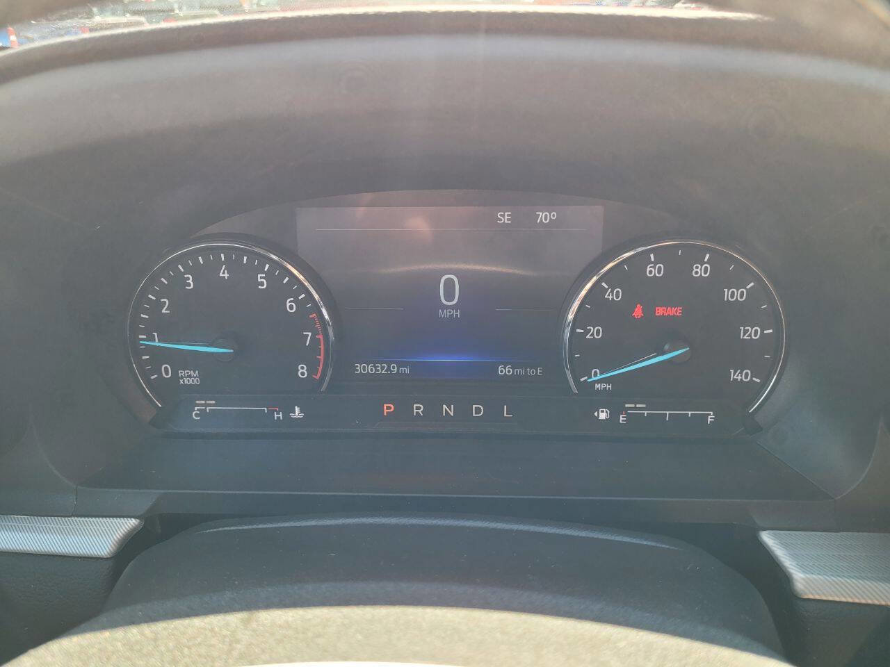 Used 2022 Ford Explorer XLT w/ Equipment Group 202A image 25