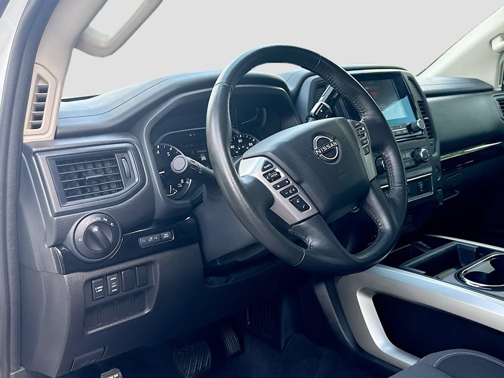 Certified 2024 Nissan Titan SV w/ SV Convenience Package RWD image 24