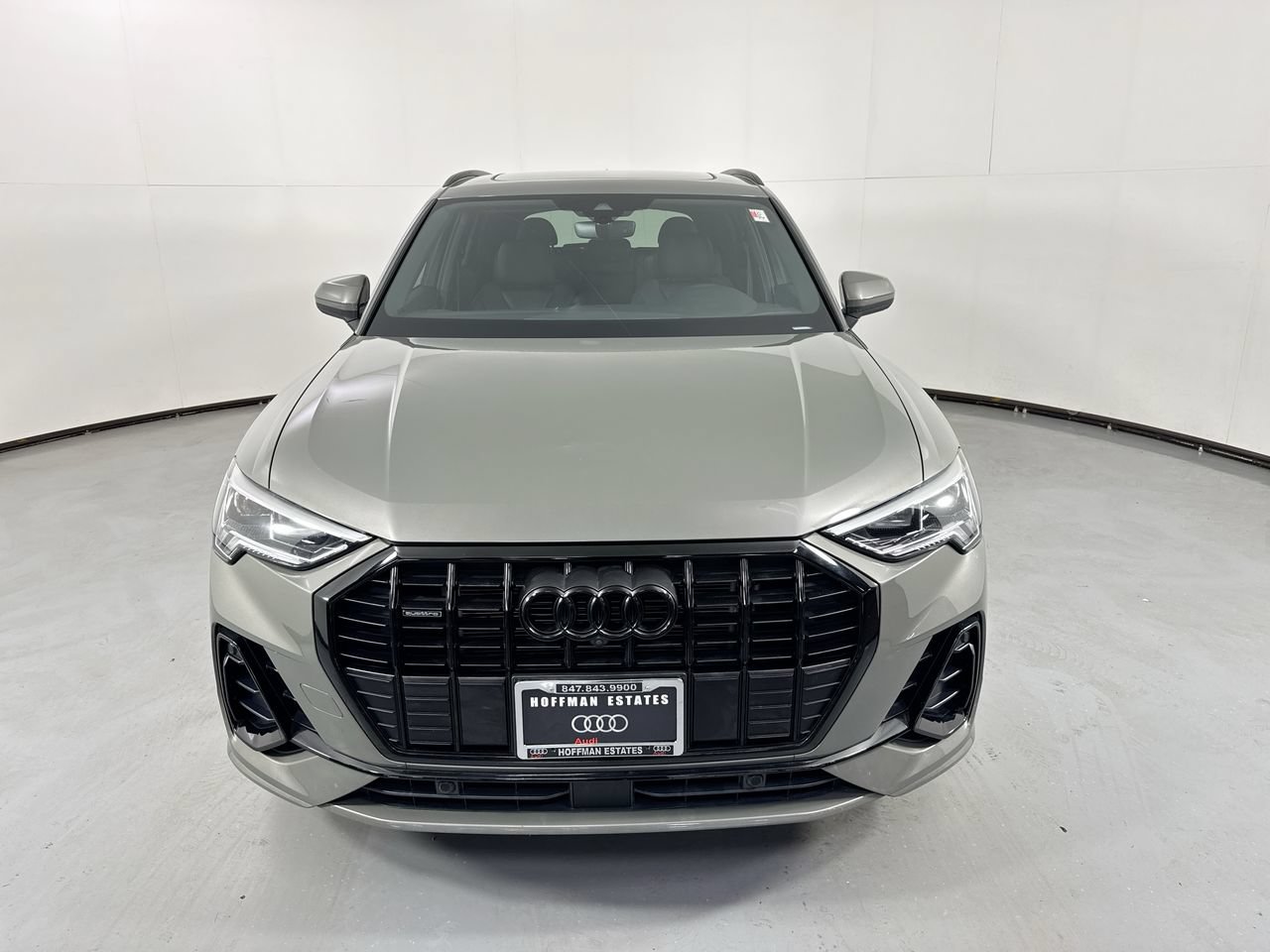 Used 2023 Audi Q3 2.0T Premium Plus w/ Premium Plus Package AWD/4WD image 25