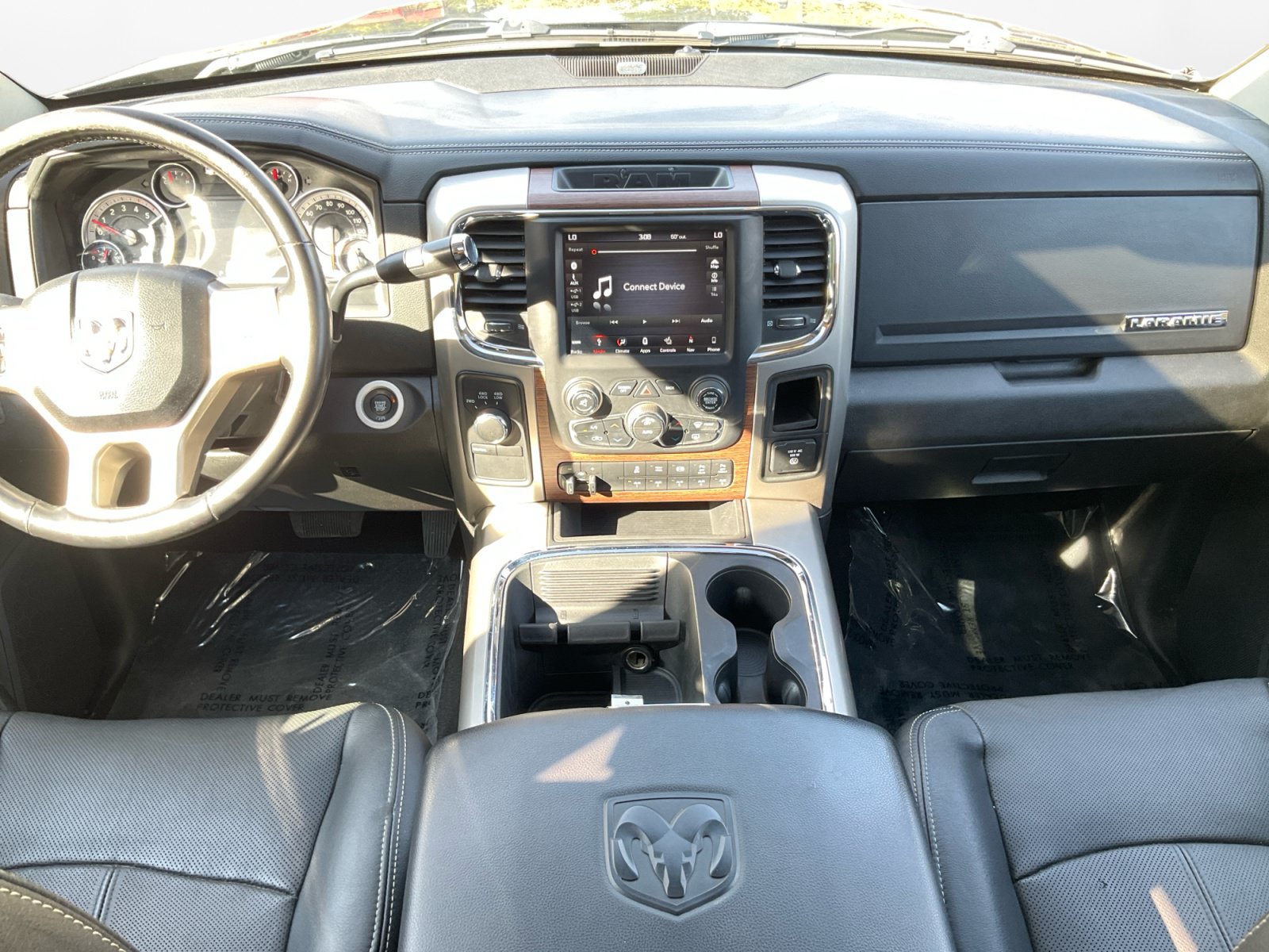 Used 2018 RAM 3500 Laramie AWD/4WD image 11