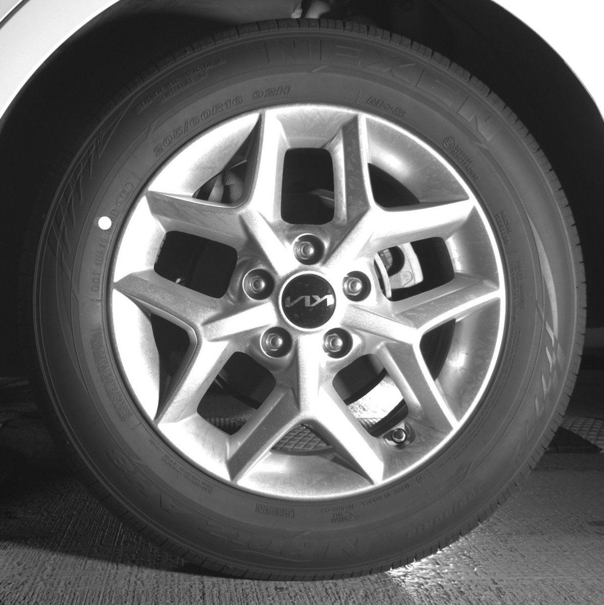 Used 2025 Kia Soul LX w/ LX Technology Package image 14