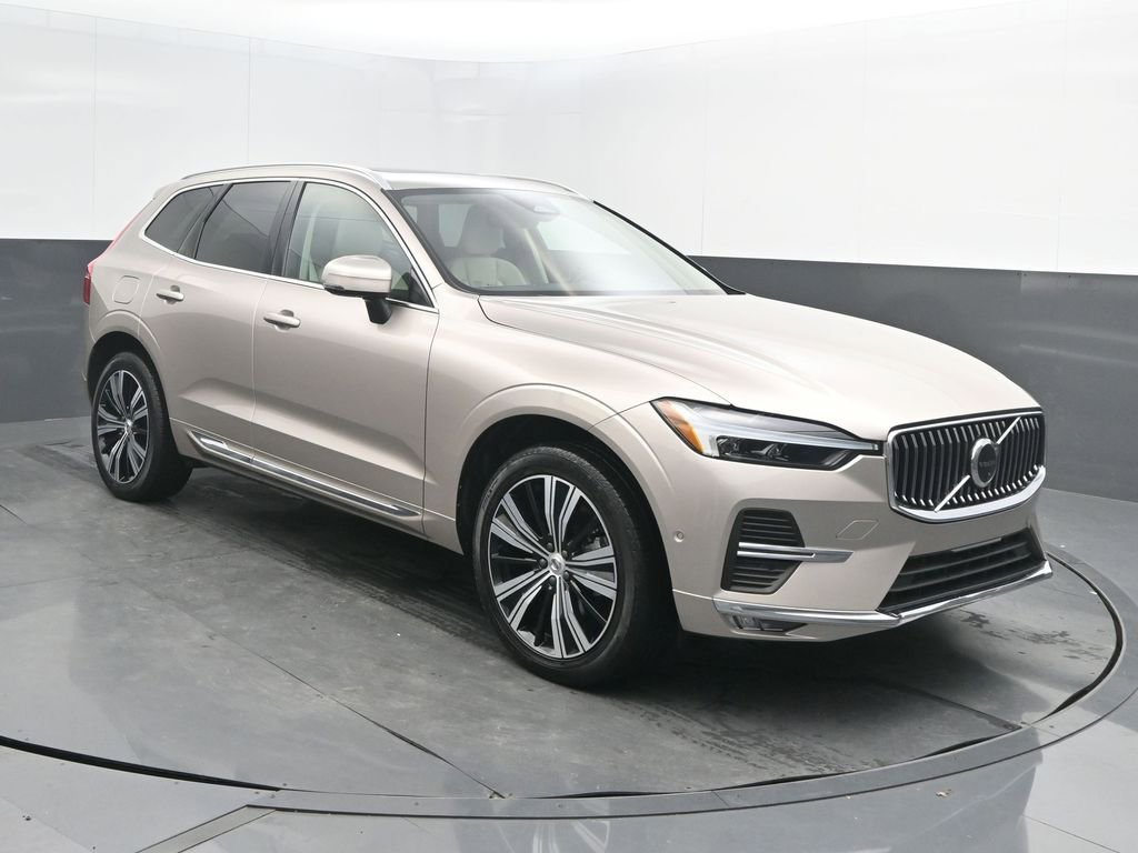 Certified 2023 Volvo XC60 B5 Plus image 9