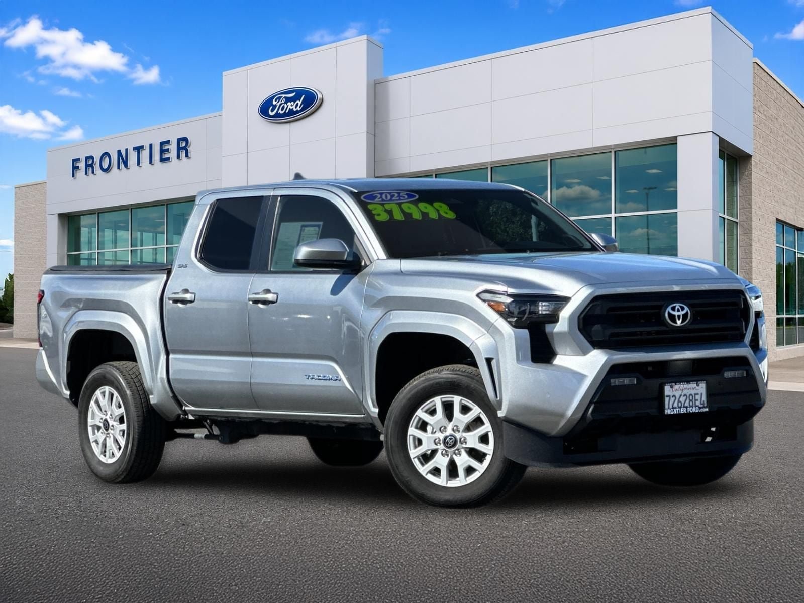Used 2025 Toyota Tacoma SR5 w/ SR5 Upgrade Package AWD/4WD video 1