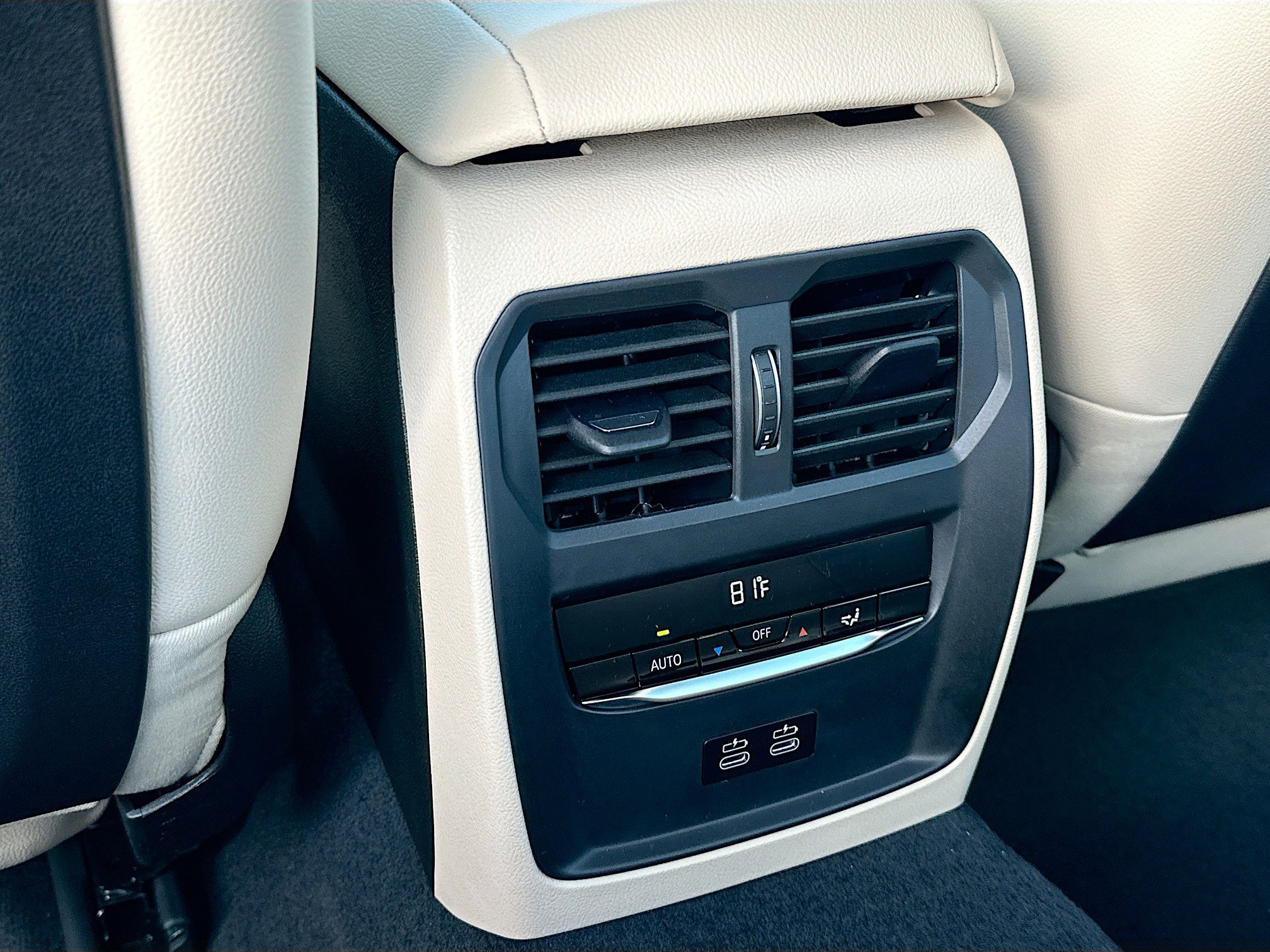 New 2026 BMW 330i xDrive Sedan w/ Premium Package image 19