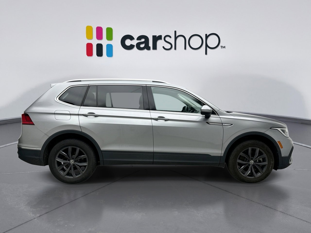 Used 2022 Volkswagen Tiguan SE AWD/4WD image 6