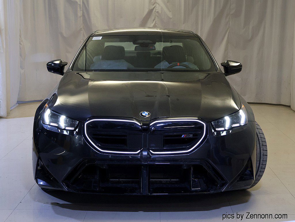 New 2026 BMW M5 w/ Executive Package image 5