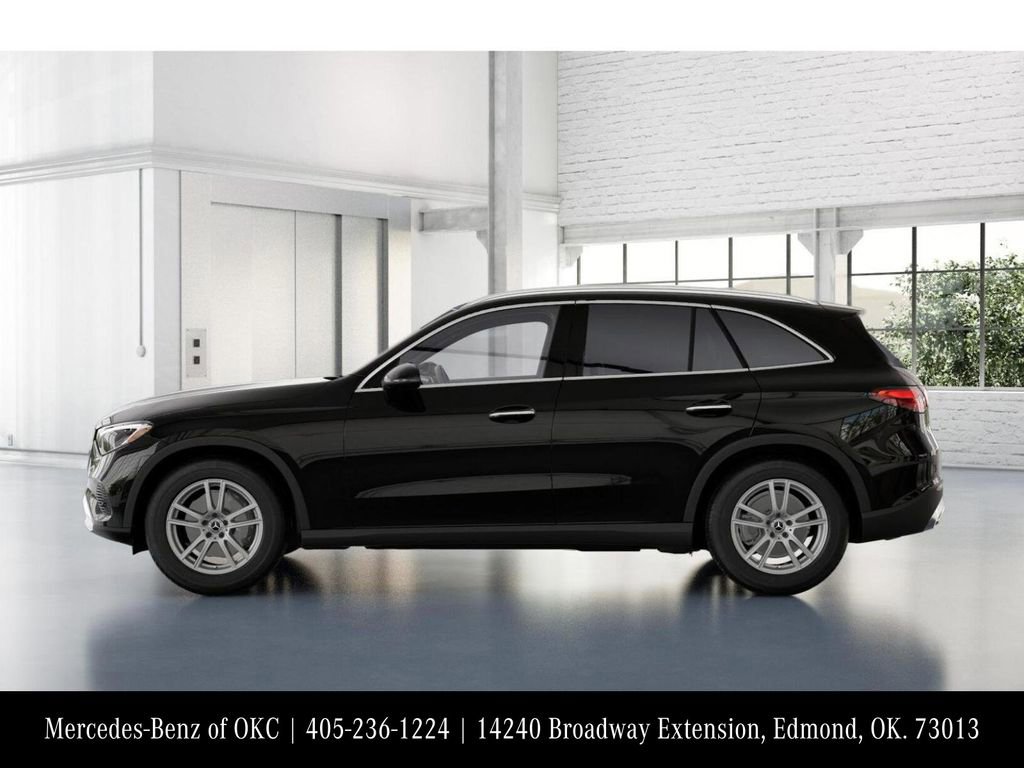 Used 2026 Mercedes-Benz GLC 300 4MATIC image 34