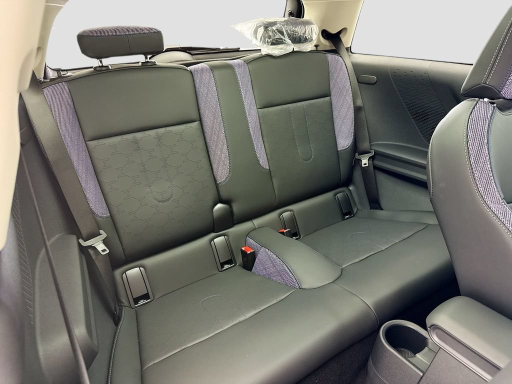 New 2026 MINI Cooper 2-Door Hardtop FWD image 21