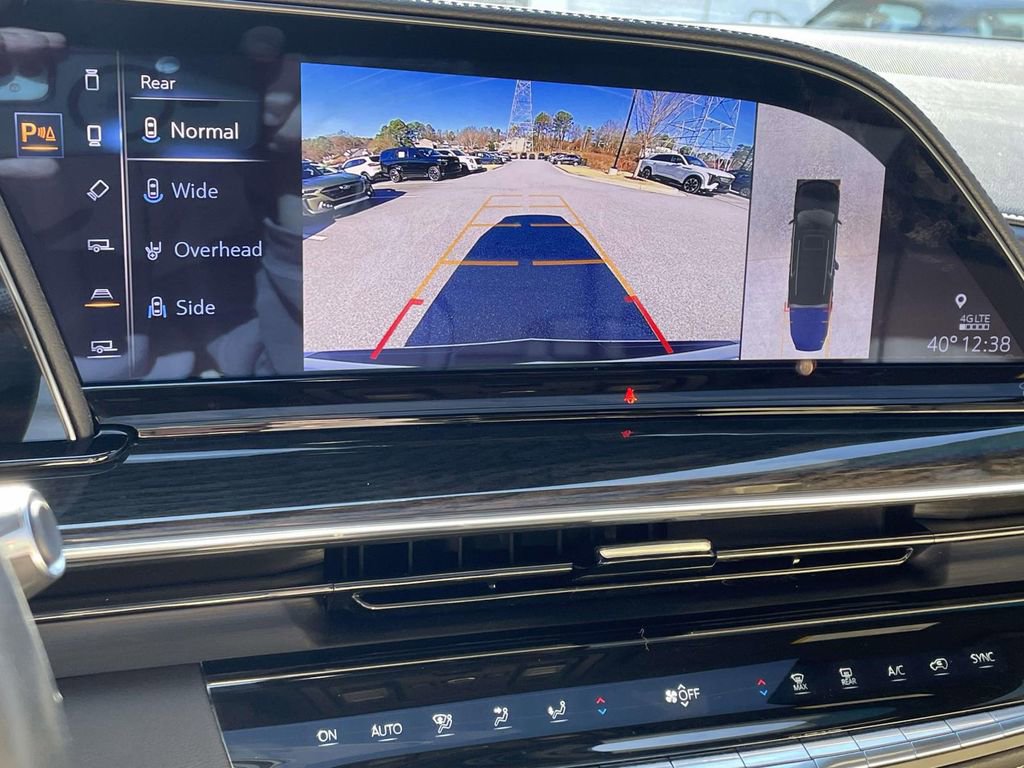 Used 2023 Cadillac Escalade ESV Premium Luxury w/ Performance Package image 29