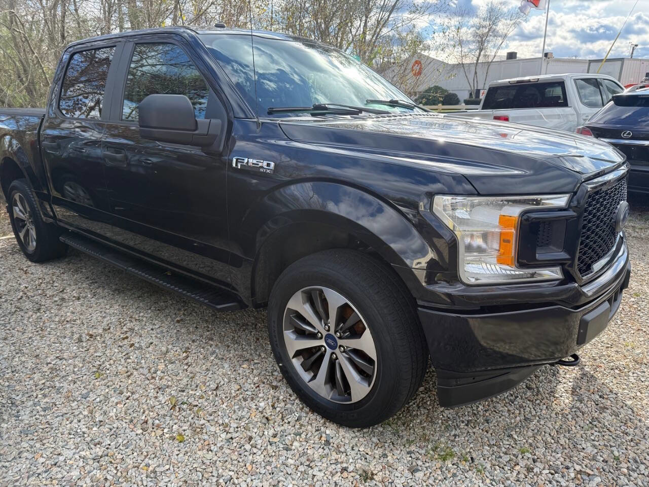 Used 2019 Ford F150 XL w/ Equipment Group 101A Mid image 5