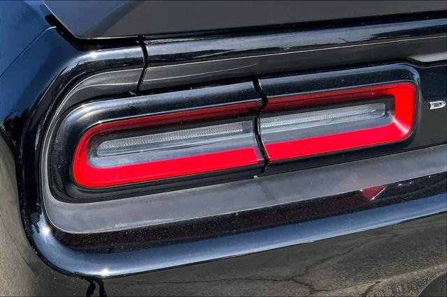 Certified 2023 Dodge Challenger SXT RWD image 22