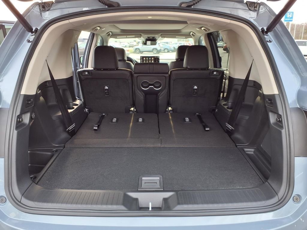 New 2026 Honda Pilot Touring image 25