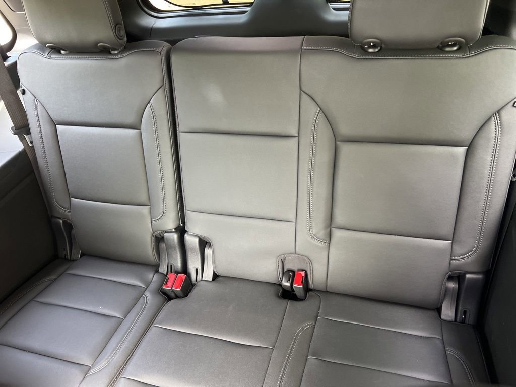 Used 2022 Chevrolet Tahoe Z71 w/ Z71 Off-Road Package image 15