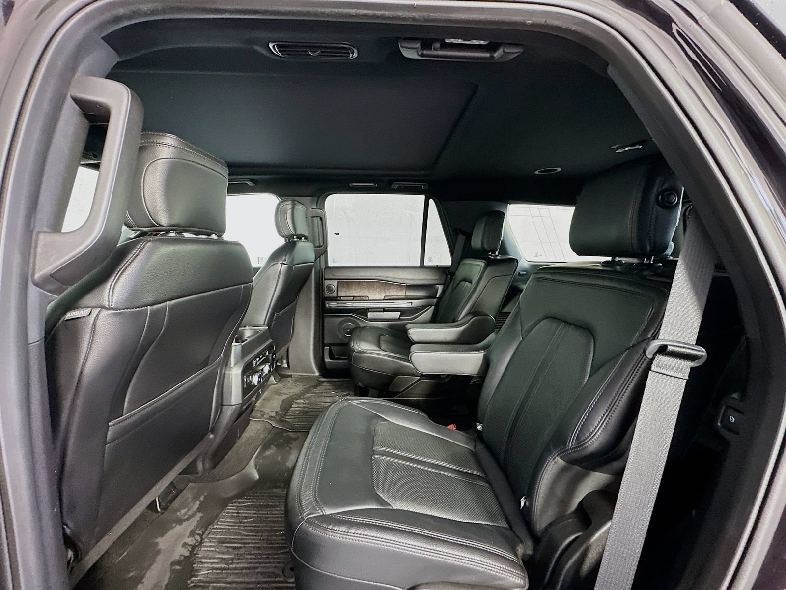 Used 2019 Ford Expedition Limited w/ Equipment Group 302A AWD/4WD image 26