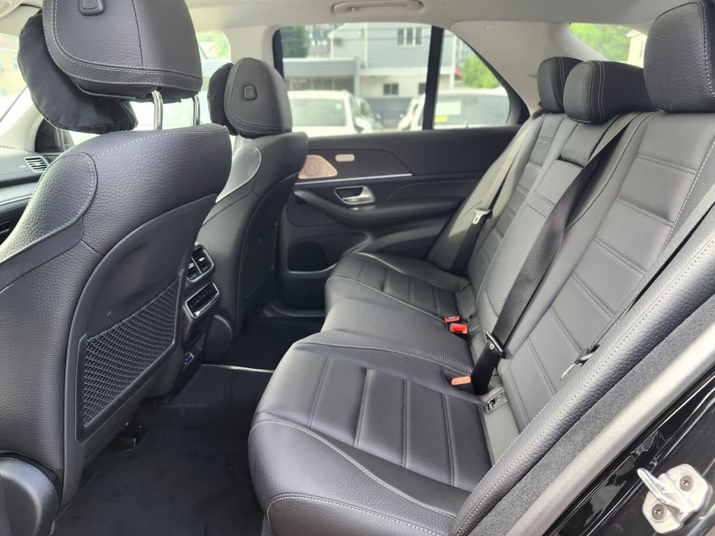 New 2026 Mercedes-Benz GLE 450 4MATIC image 16