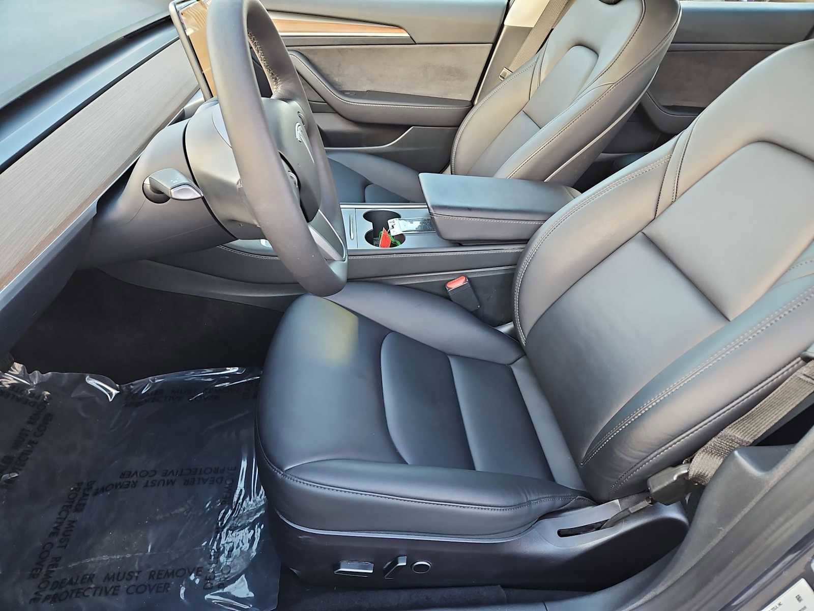 Used 2023 Tesla Model 3 Standard Range image 16