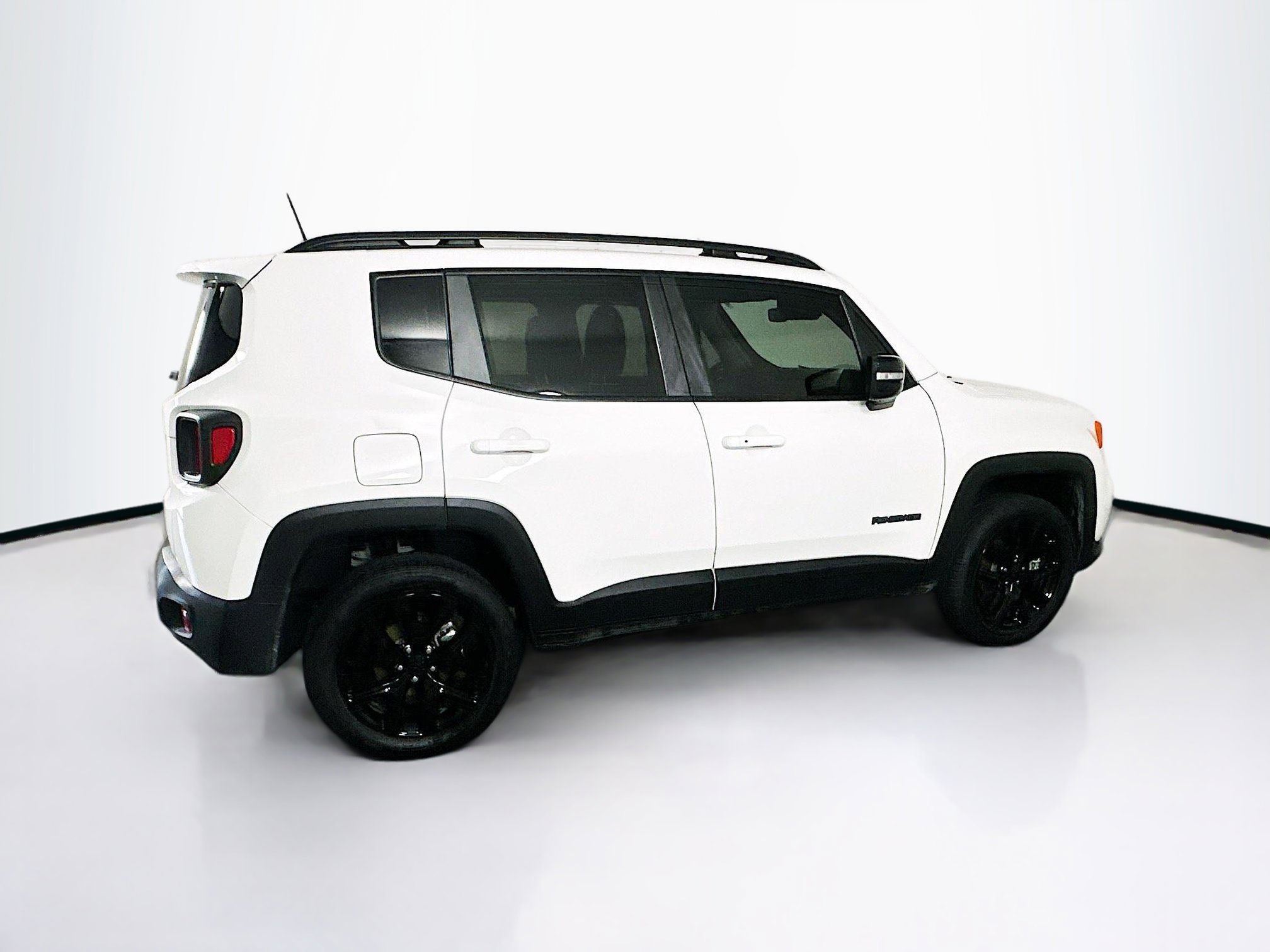 Used 2023 Jeep Renegade Altitude w/ Sun/Sound Group AWD/4WD image 10