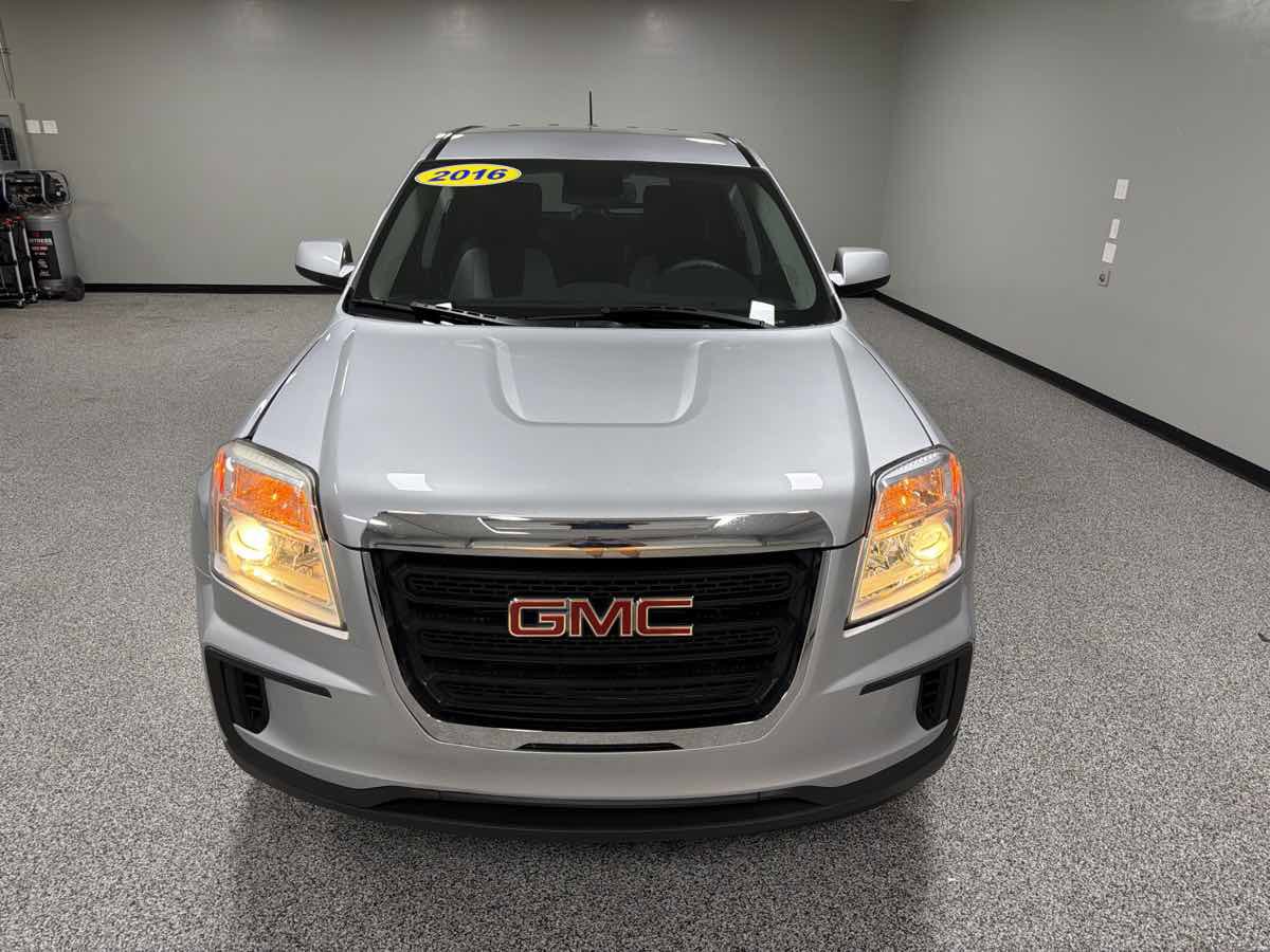 Used 2016 GMC Terrain SLE FWD image 8