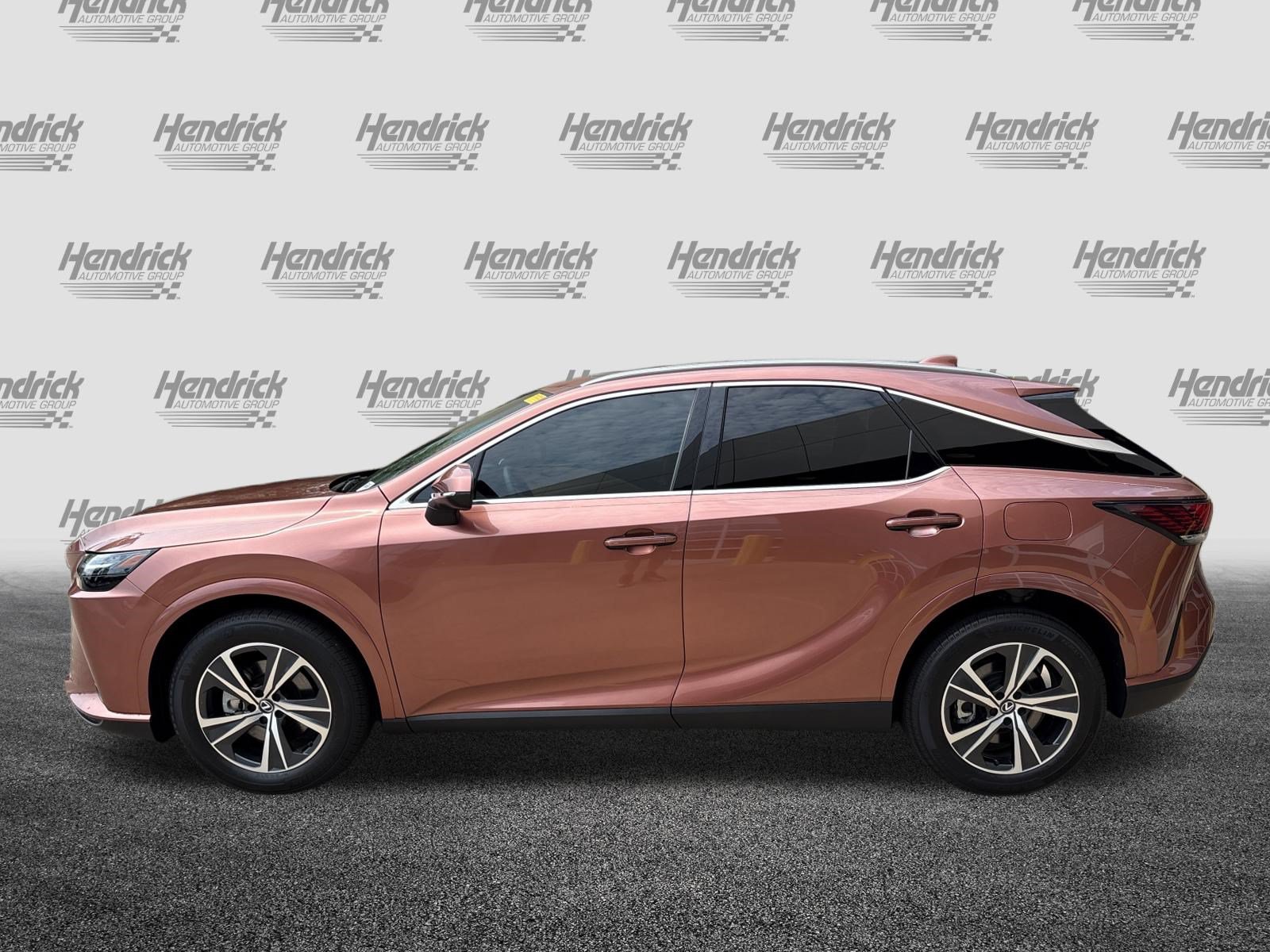 Used 2025 Lexus RX 350h w/ Accessory Package (Z1) AWD/4WD image 7
