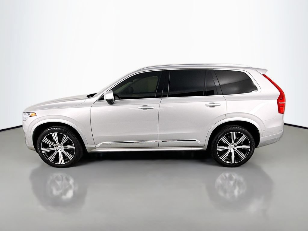 Used 2024 Volvo XC90 B6 Plus w/ Protection Package AWD/4WD image 2