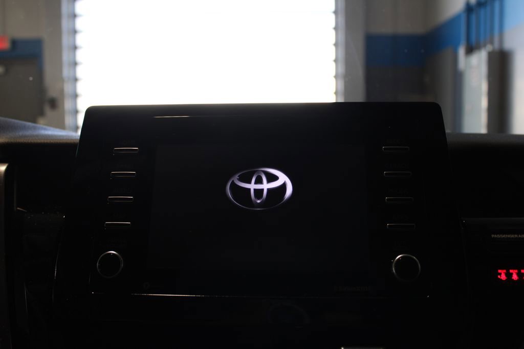 Used 2024 Toyota Camry SE AWD/4WD image 25