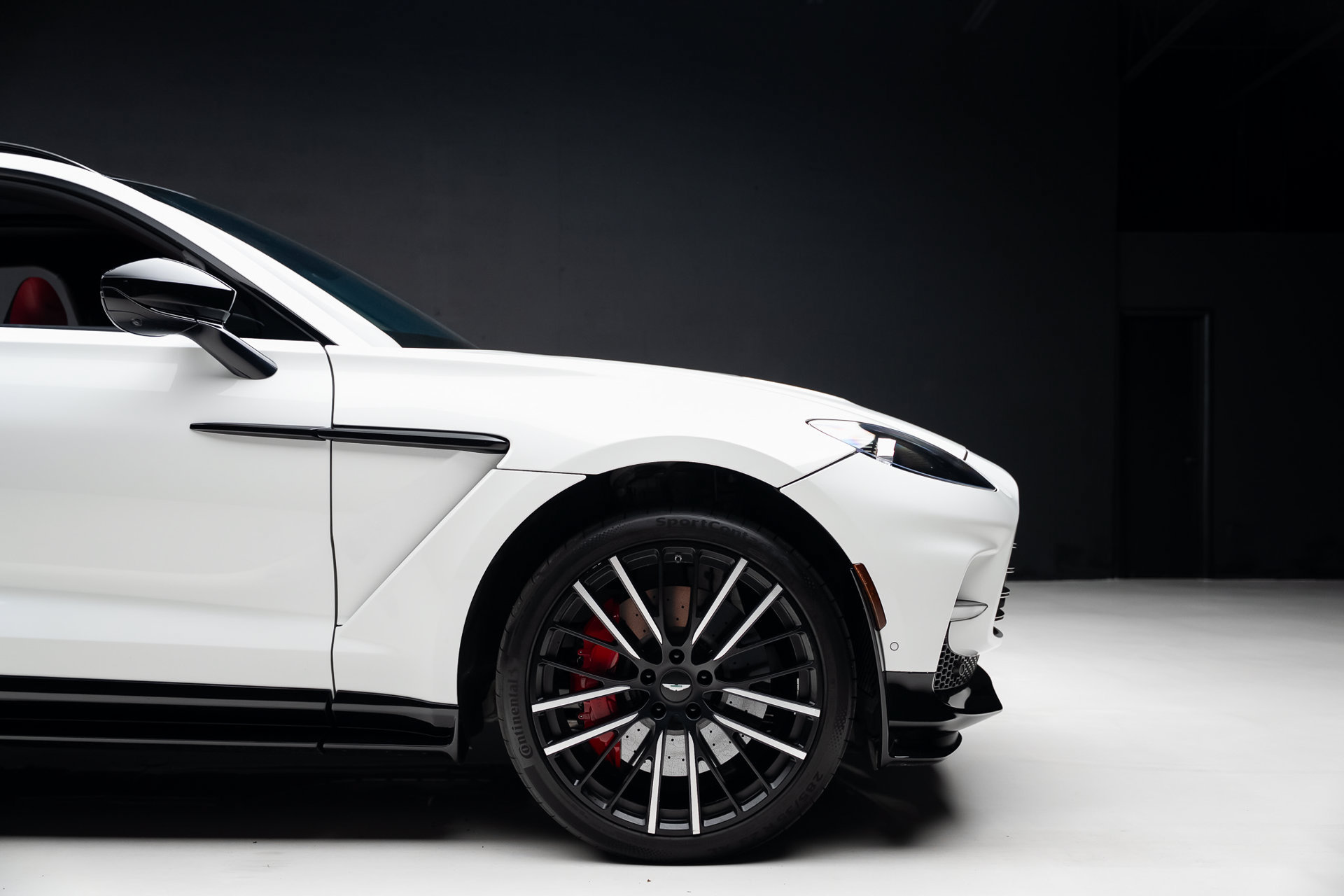Used 2023 Aston Martin DBX 707 AWD/4WD image 38