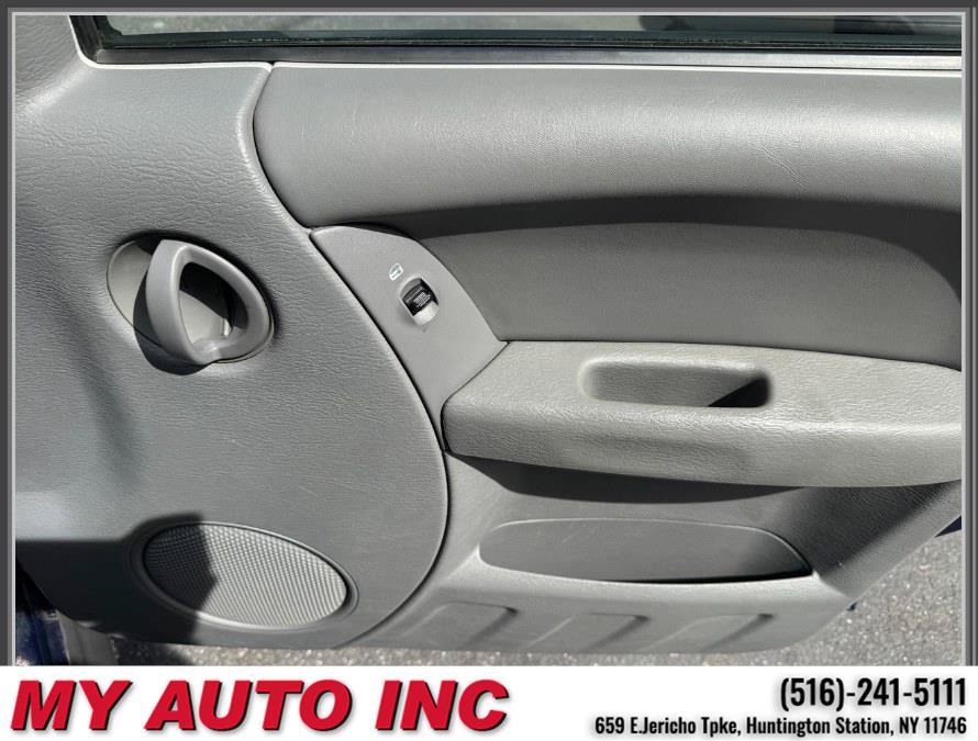 Used 2006 Jeep Liberty Sport w/ Off Road Group AWD/4WD image 25
