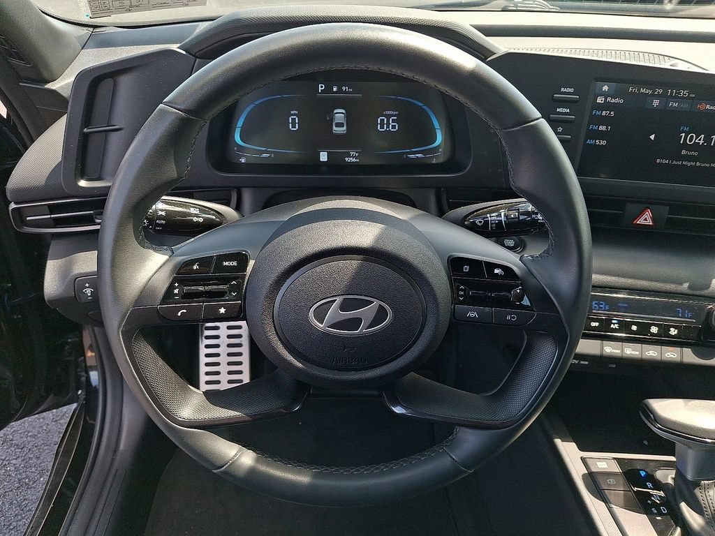 Used 2025 Hyundai Elantra Sport w/ Cargo Package FWD image 16