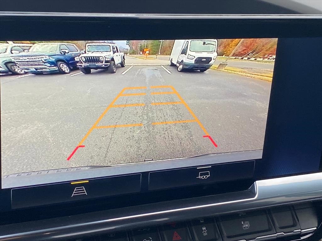 Used 2025 Chevrolet Silverado 1500 LT image 19